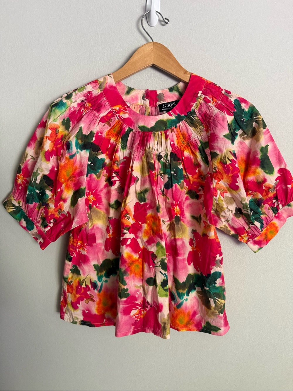 J. Crew Women’s Small blouse Pink Floral Puff-Sleeve Top